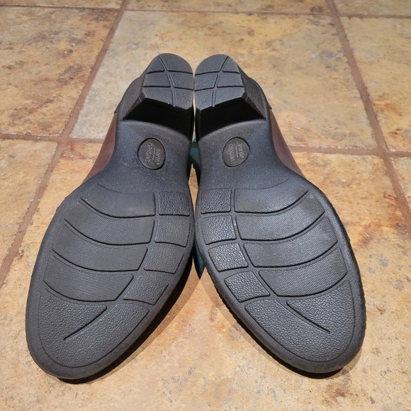 Womens 10 Earth Origins Marietta Macey Pumps Brown Leather 2" Heels Arch Support - Picture 10 of 10